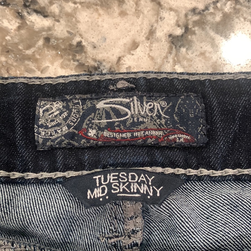 Silver Jeans - Picture 6 of 8